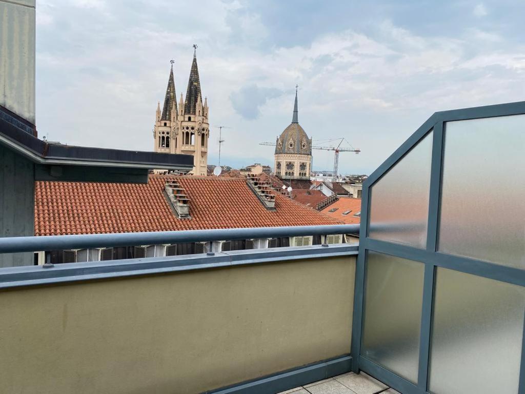 66 Panorama Loft Con Terrazzo E Parcheggio Gratuito Nella Struttura Apartamento Turín